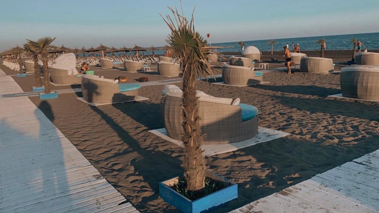 Apartments Dalila Ulcinj Buitenkant foto