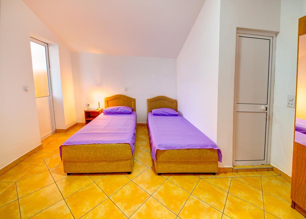Apartments Dalila Ulcinj Buitenkant foto