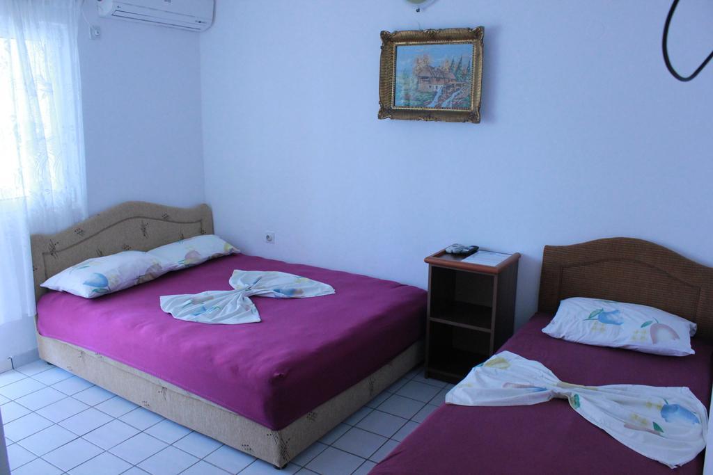 Apartments Dalila Ulcinj Buitenkant foto