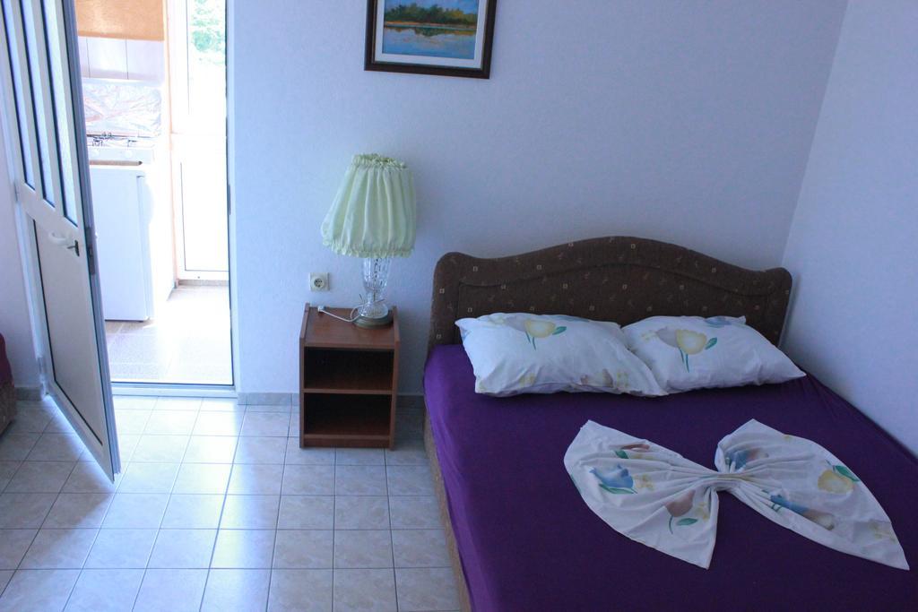Apartments Dalila Ulcinj Buitenkant foto