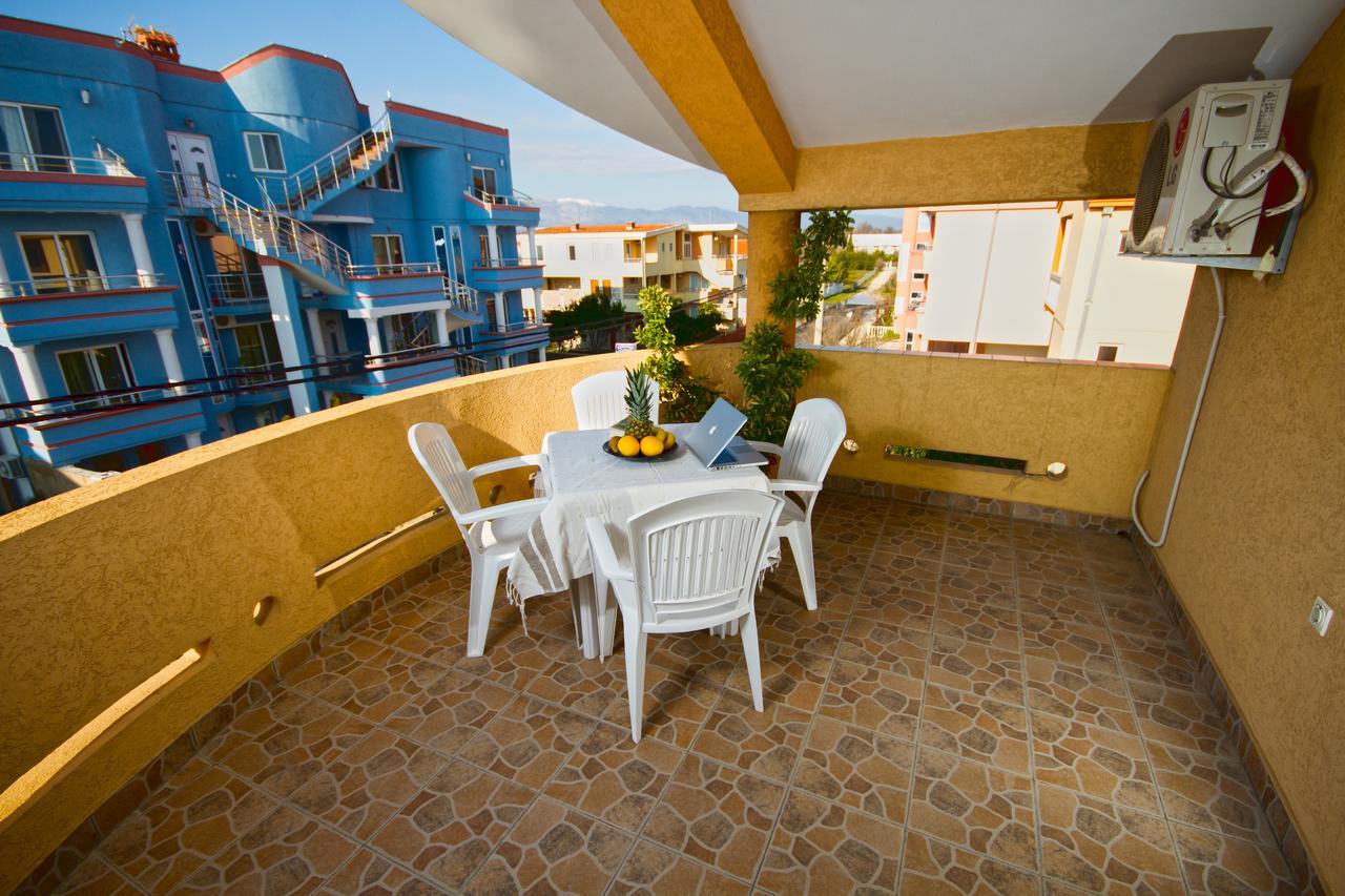 Apartments Dalila Ulcinj Buitenkant foto
